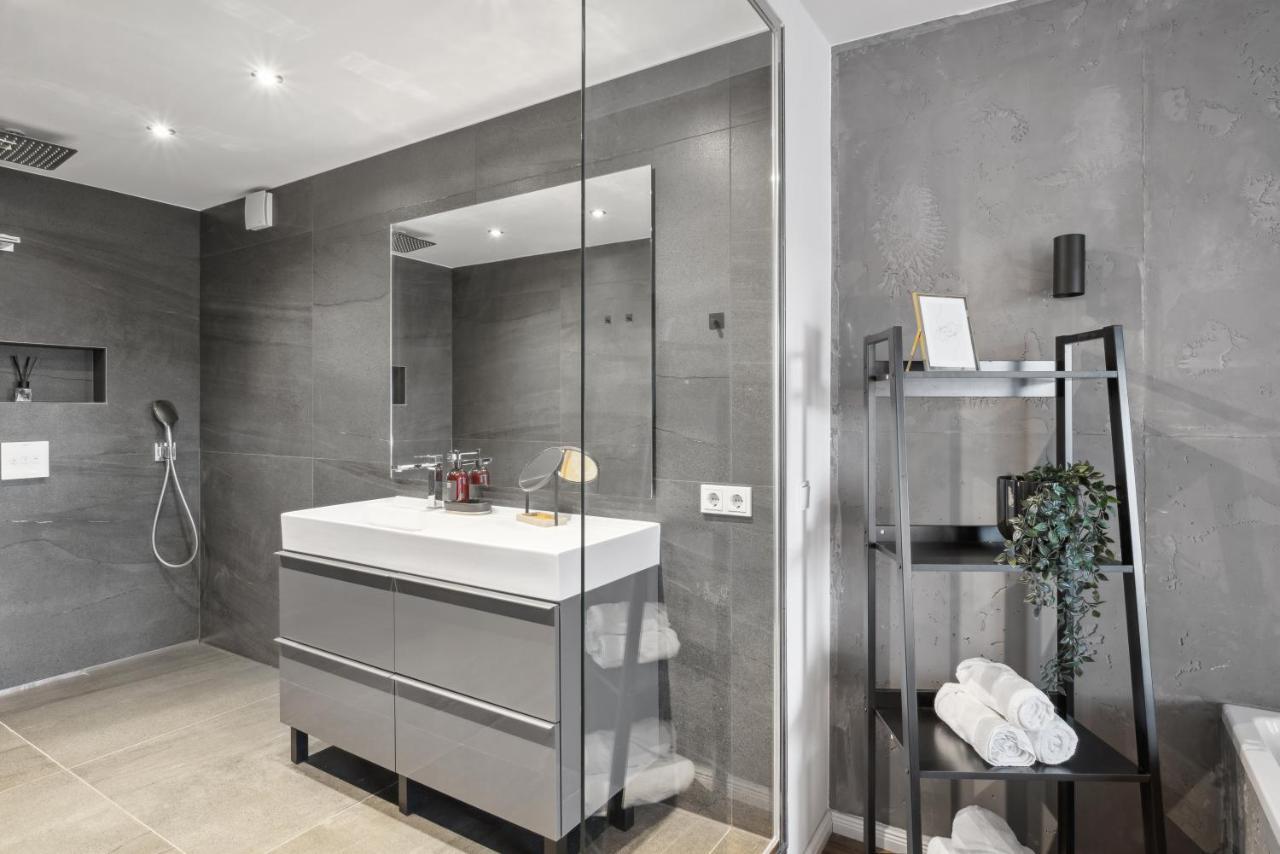 Design-Apartment - Bochum Zentrum - 2 Balkons - 118M2 - Netflix Kültér fotó