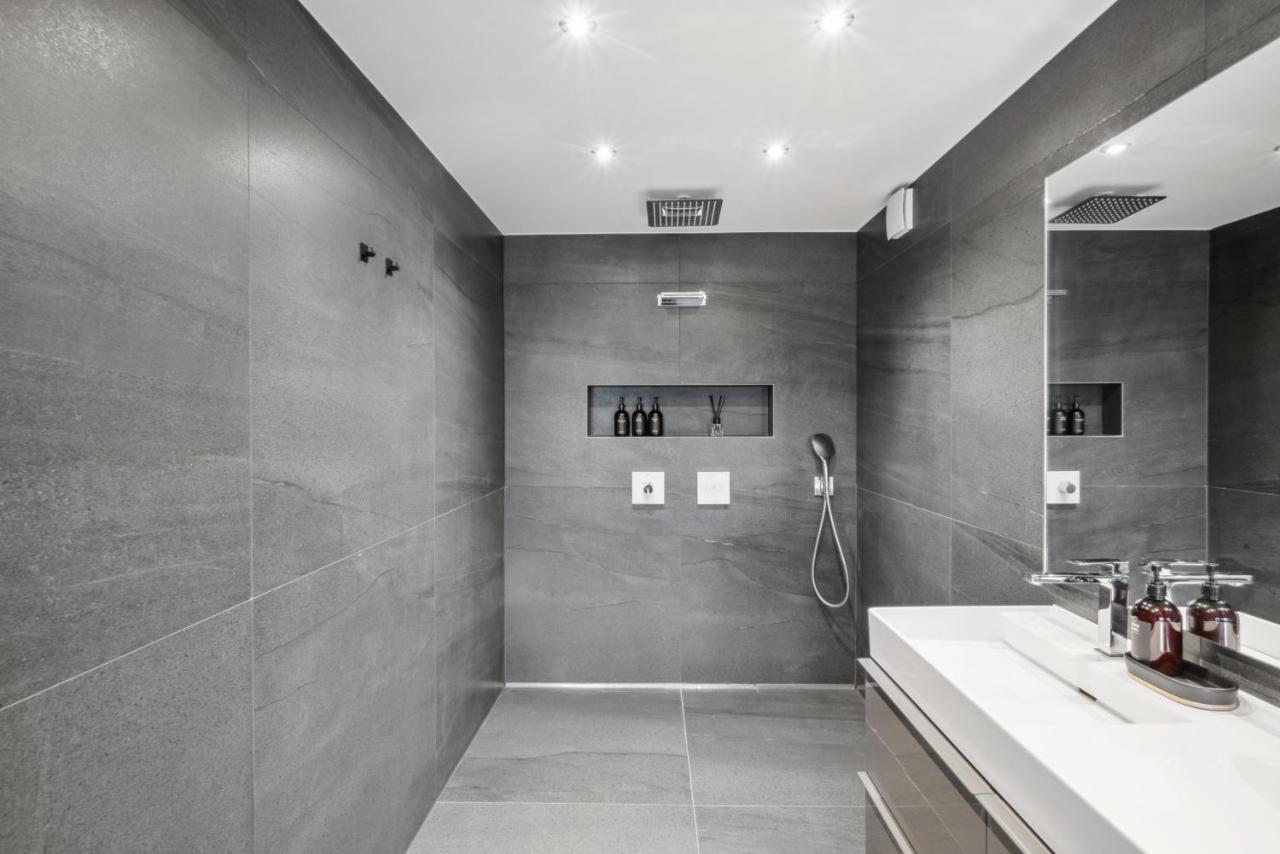 Design-Apartment - Bochum Zentrum - 2 Balkons - 118M2 - Netflix Kültér fotó